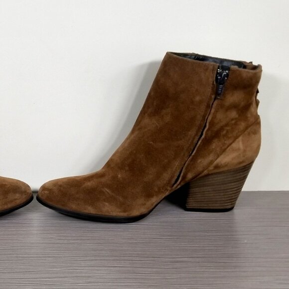 Paul Green Jada Water Resistant Bootie, Brown Suede, Womens Size 7.5 M - Picture 9 of 12